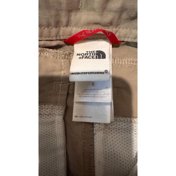 The North Face Women’s Convertible Hiking Pants, long to capri & shorts Beige 6 - Picture 11 of 13
